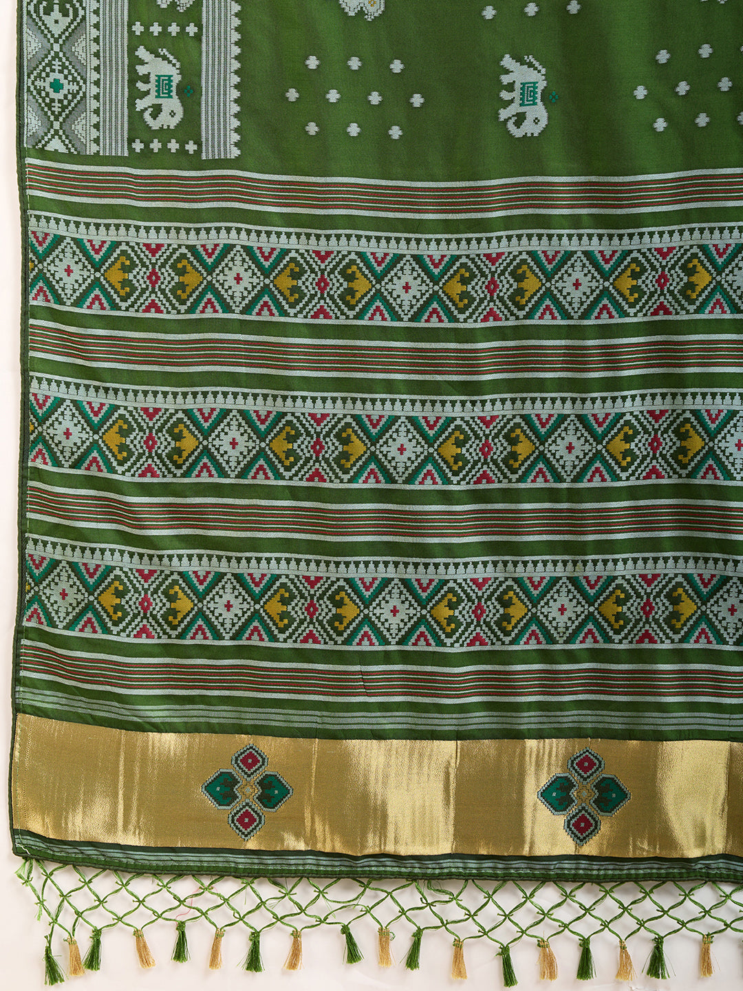 Traditional Muslin Dola Silk Saree With Meenakari Zari Weaving Work