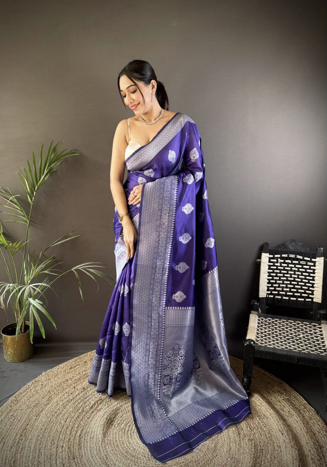 Traditional Banarasi Silk Saree With Zari Weaving Work
