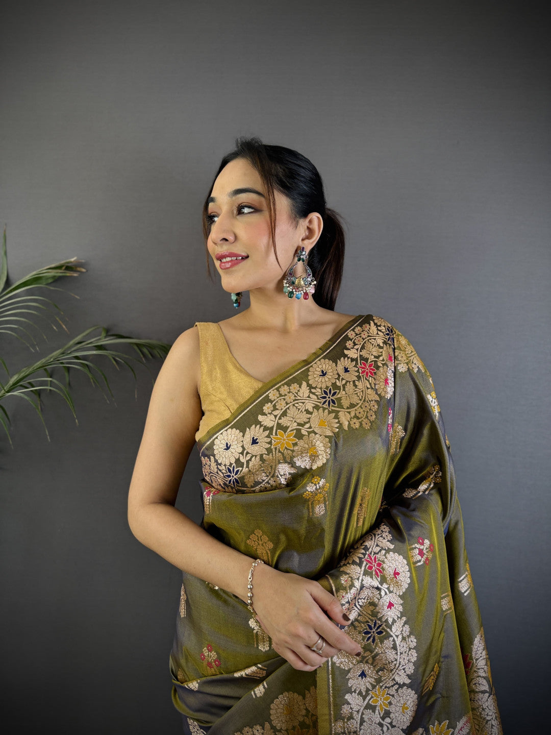 Mahendi Green Premium Banarasi Silk Saree With Meenakari Zari Weaving Work