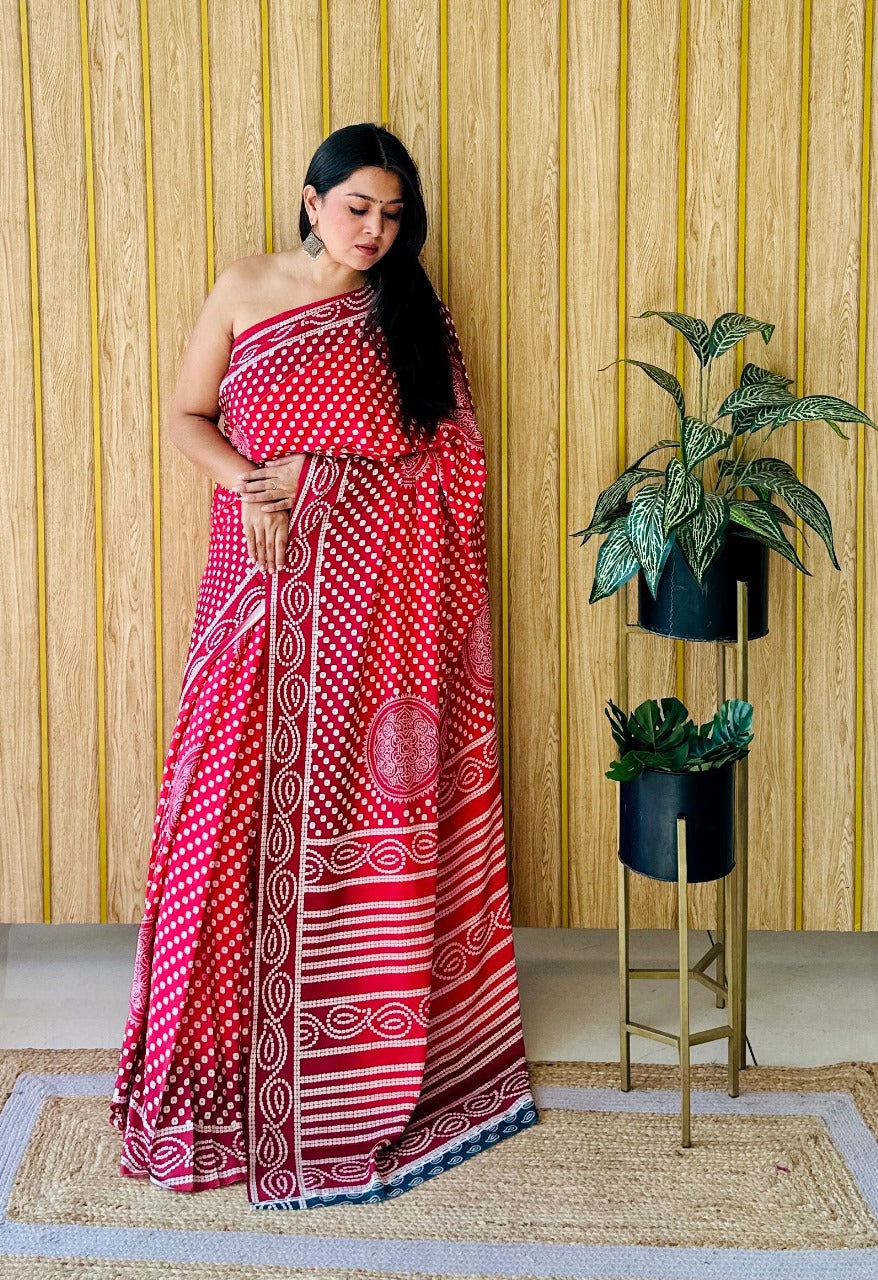 Crepe Silk Saree With Digital Bandhej Printed Work