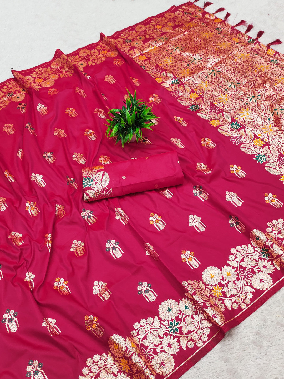 Premium Banarasi Silk Saree With Meenakari Zari Weaving Work
