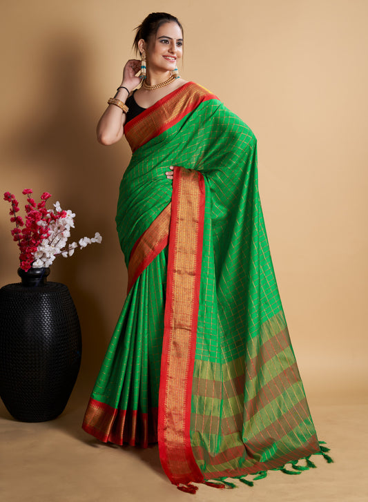 Soft Cotton Saree With Zari Weaving Work