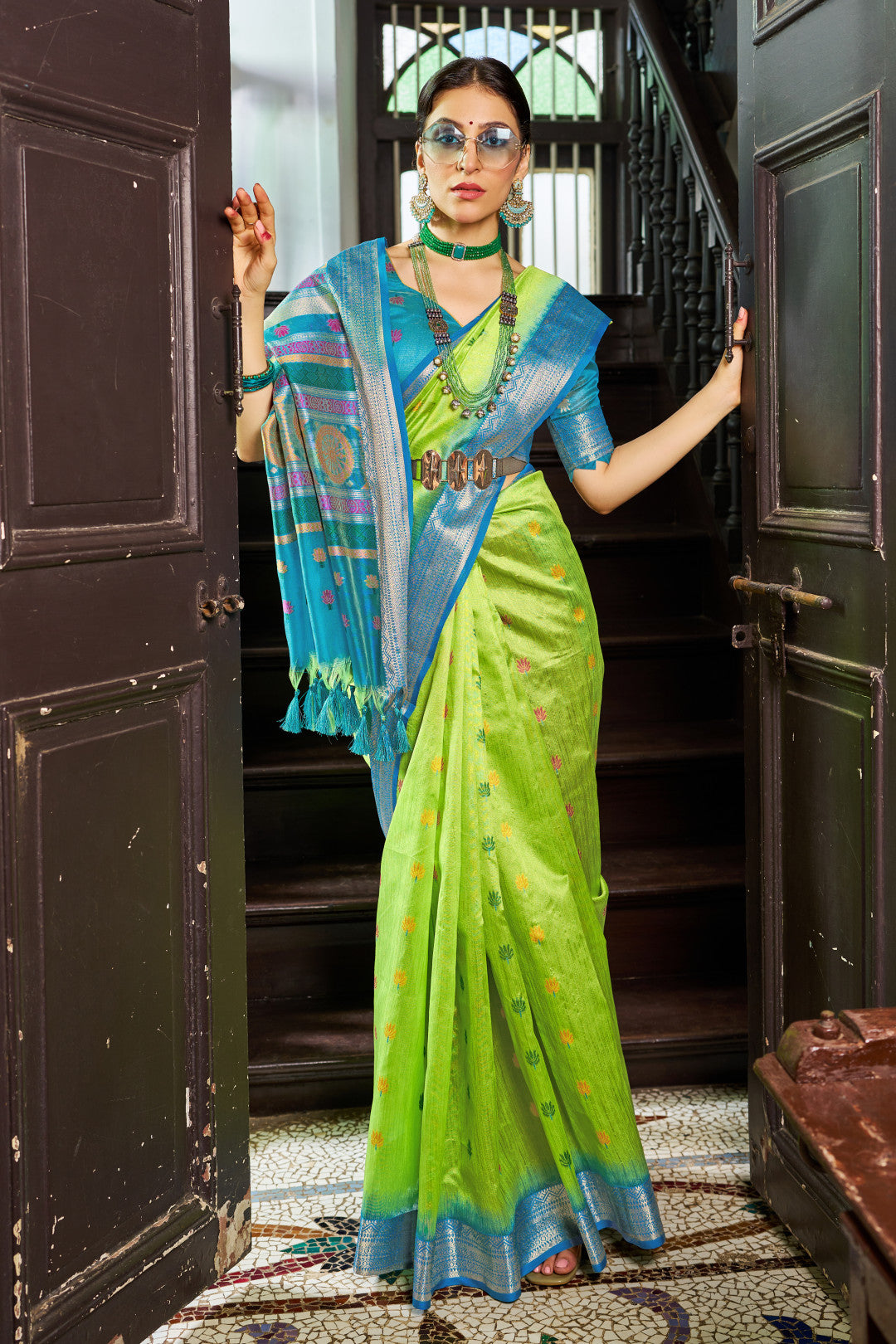 Handloom Raw Silk Saree With Zari Weaving Work