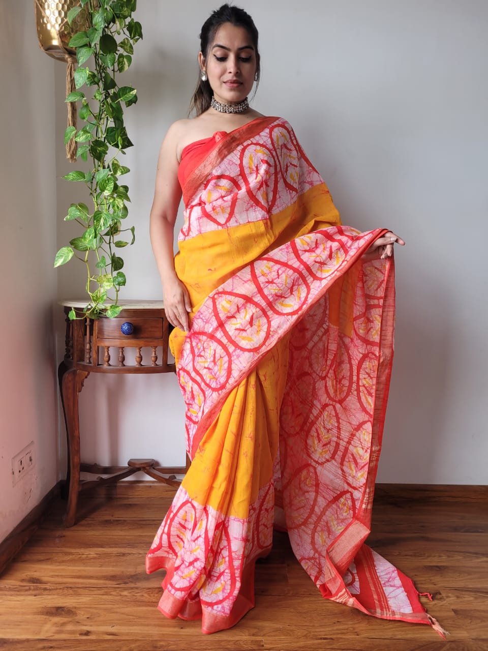 Mix Linen Cotton Saree With Batik Printed Work