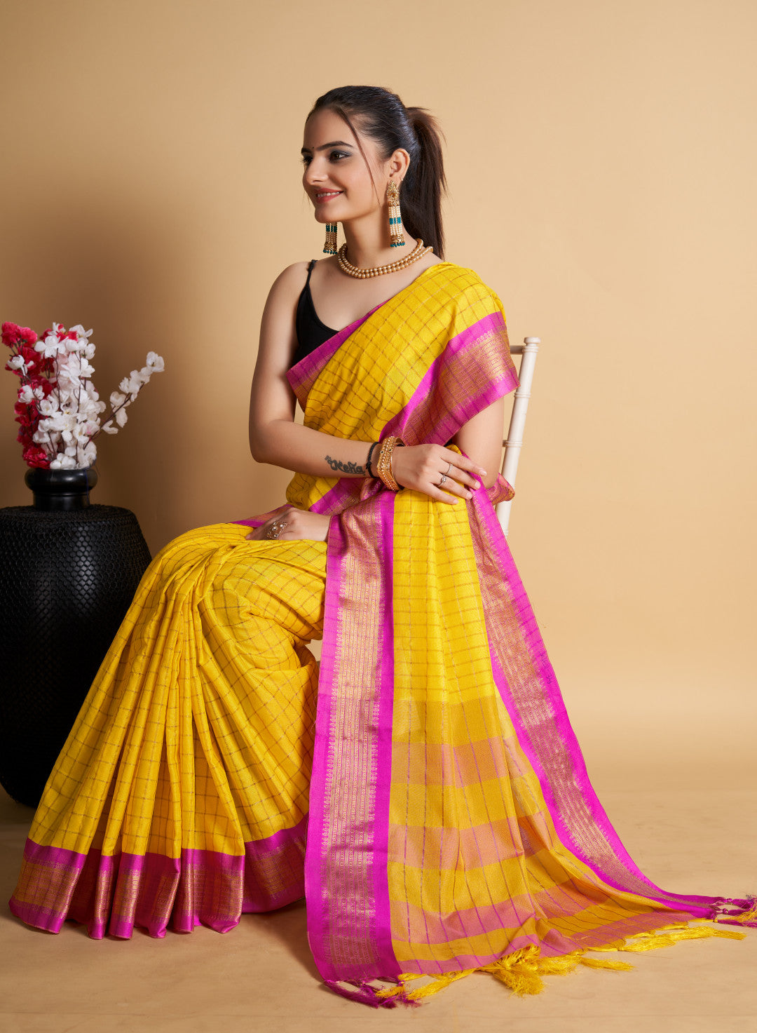 Soft Cotton Saree With Zari Weaving Work