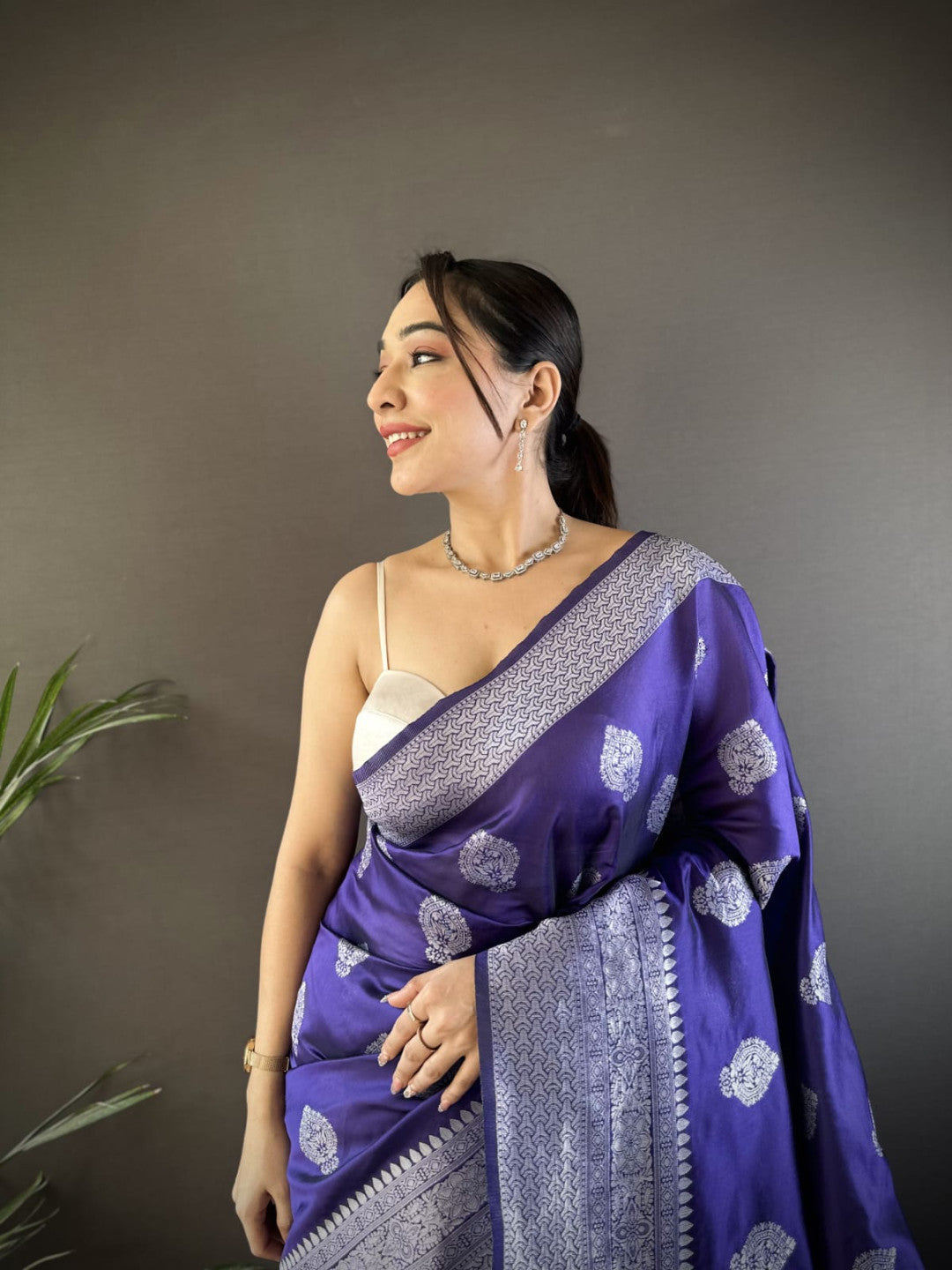 Traditional Banarasi Silk Saree With Zari Weaving Work