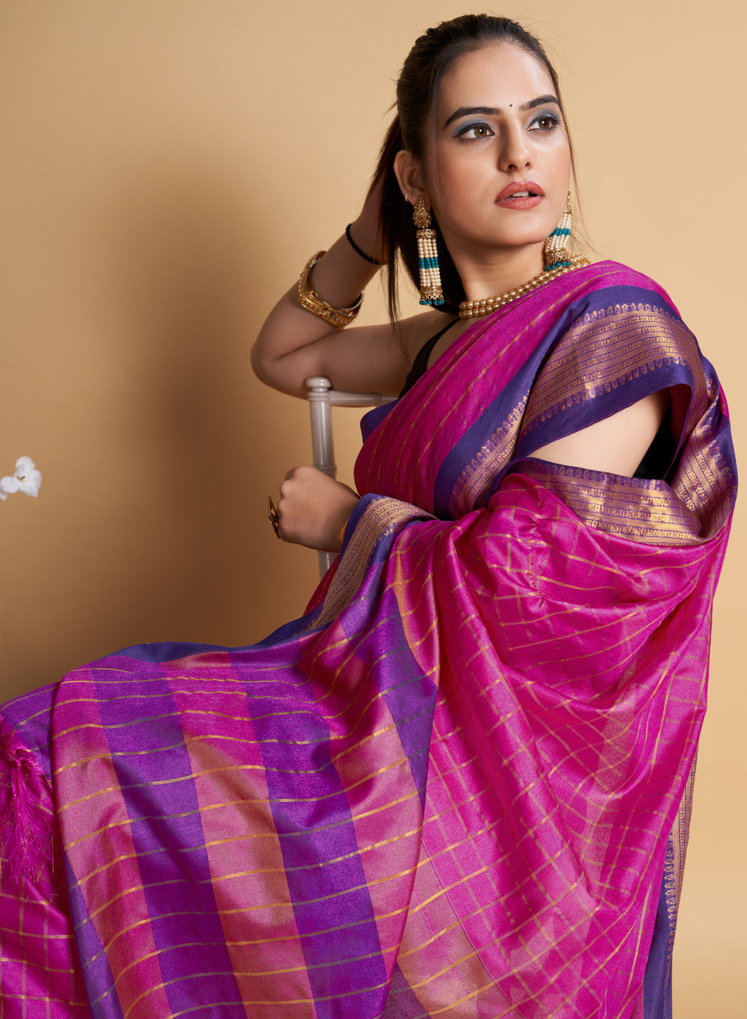 Soft Cotton Saree With Zari Weaving Work
