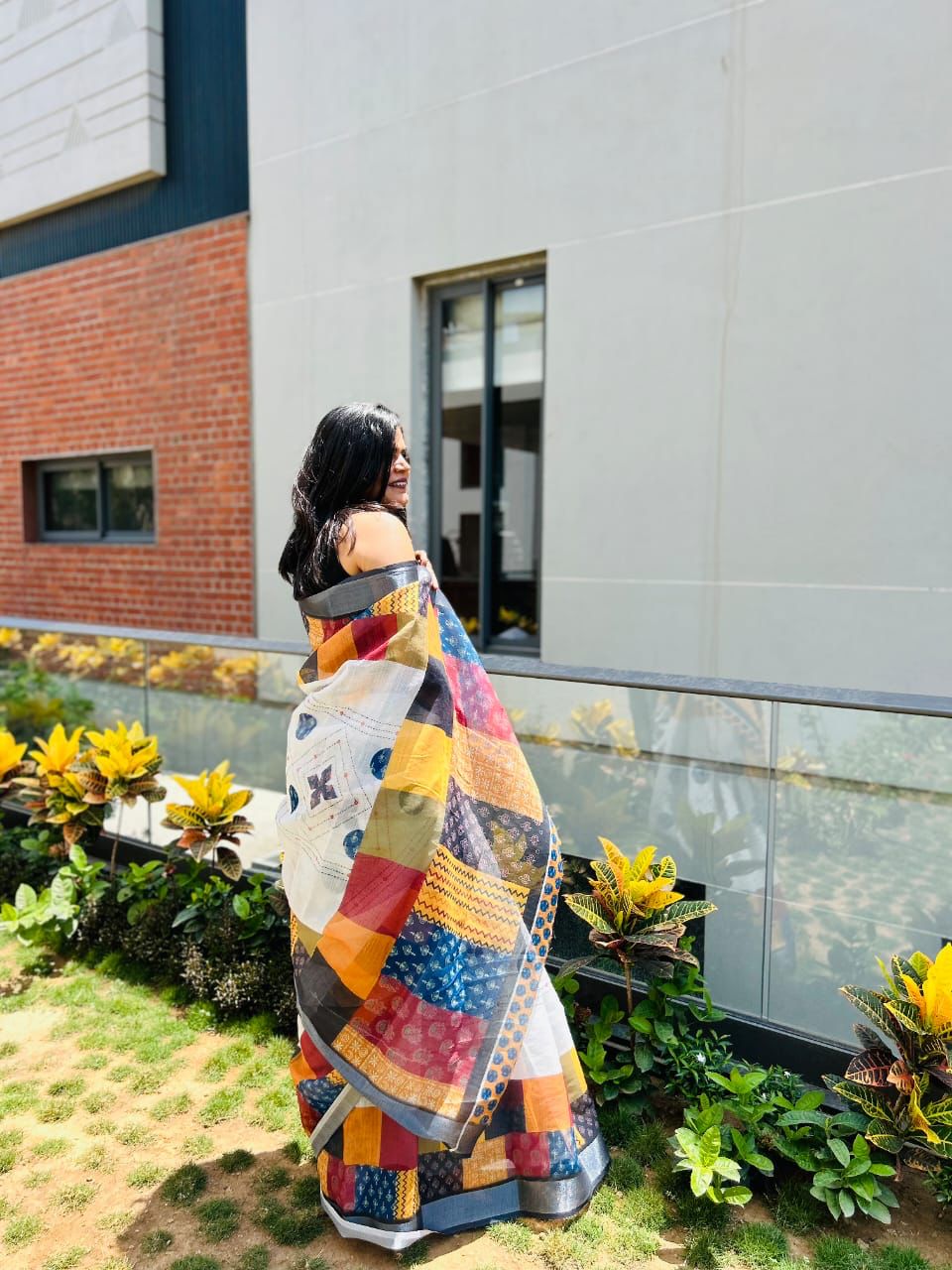 White Office Wear Linen Cotton Saree With Digital Printed Work