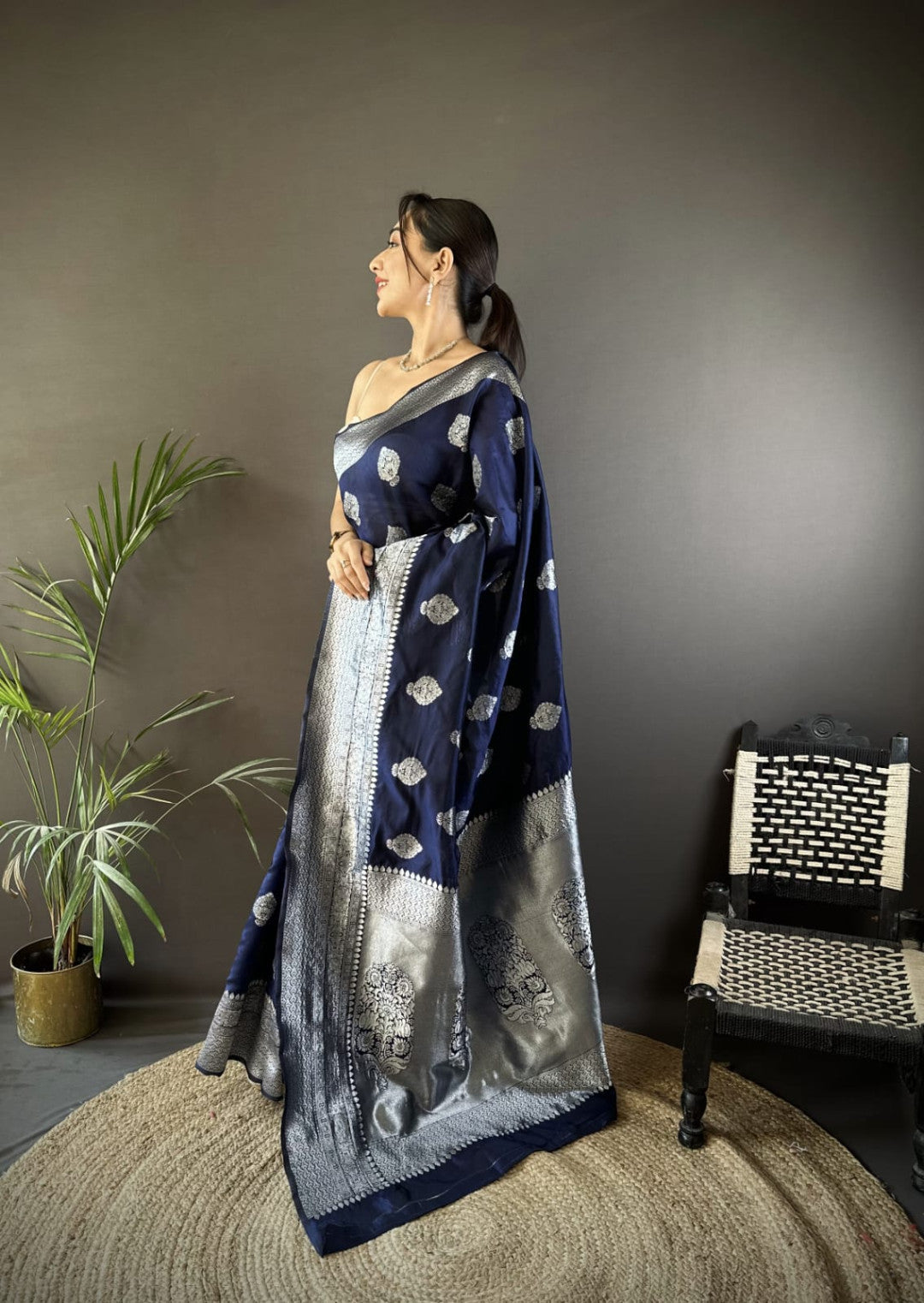 Traditional Banarasi Silk Saree With Zari Weaving Work