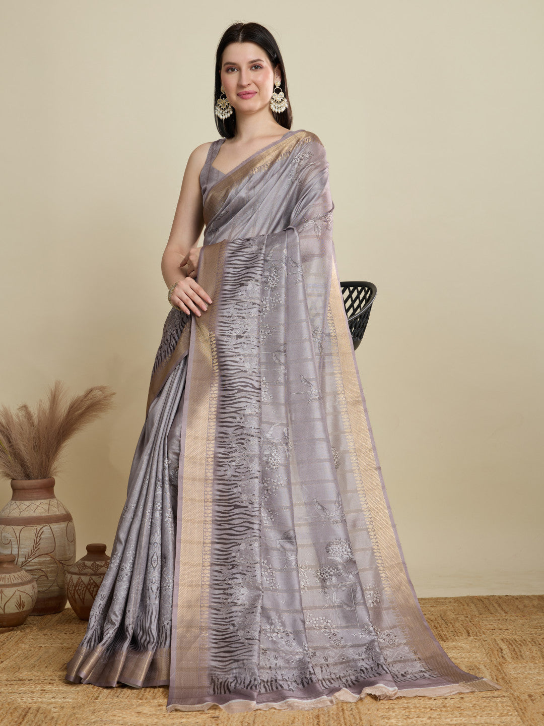 Gray Soft Cotton Saree With Digital Printed Pallu & Zari Border