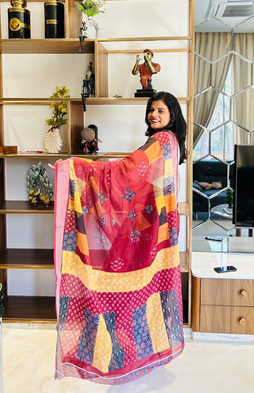 Red Office Wear Linen Cotton Saree With Digital Printed Work