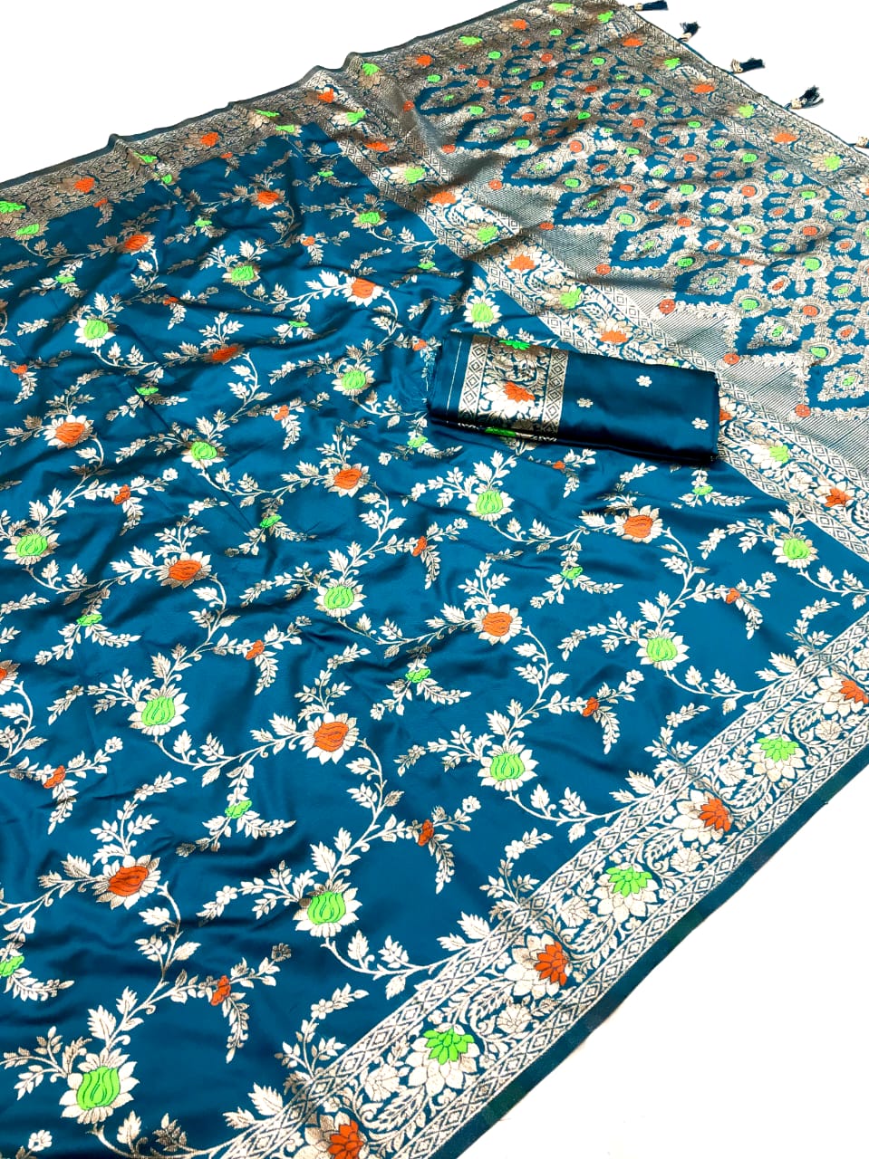 Firoji Banarasi Silk Saree With Meenakari Zari Weaving Work