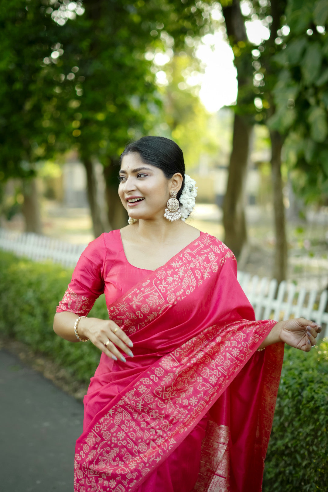Handloom Raw Silk Saree With Contrast Weaving Work