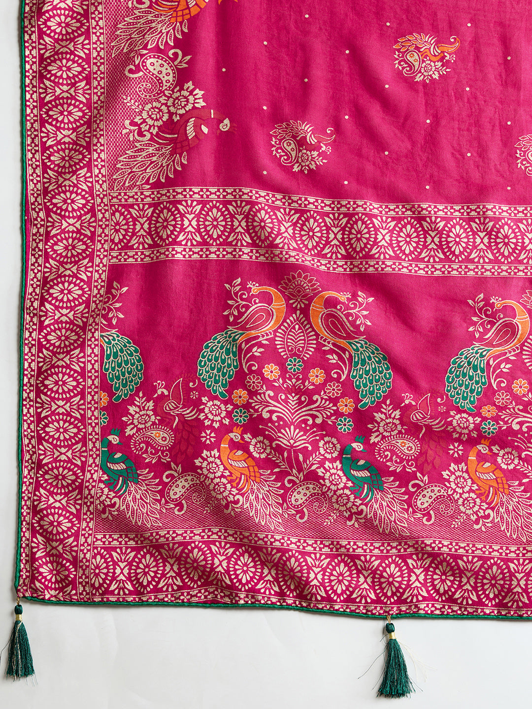Pink Cotton Saree With Table Printed And Foil Work With Pipeing Border