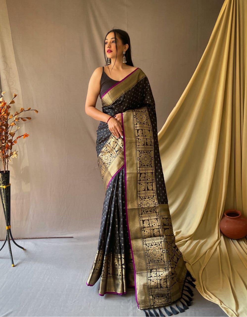 Banarasi Silk Saree With Zari Weaving Work