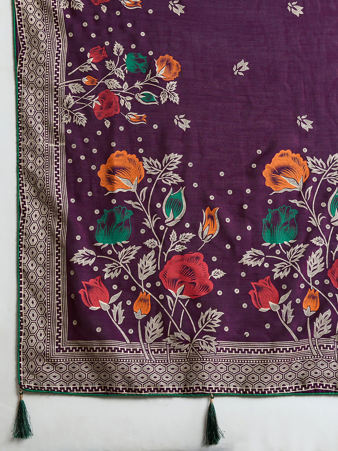 Wine Cotton Saree With Table Printed And Foil Work With Pipeing Border