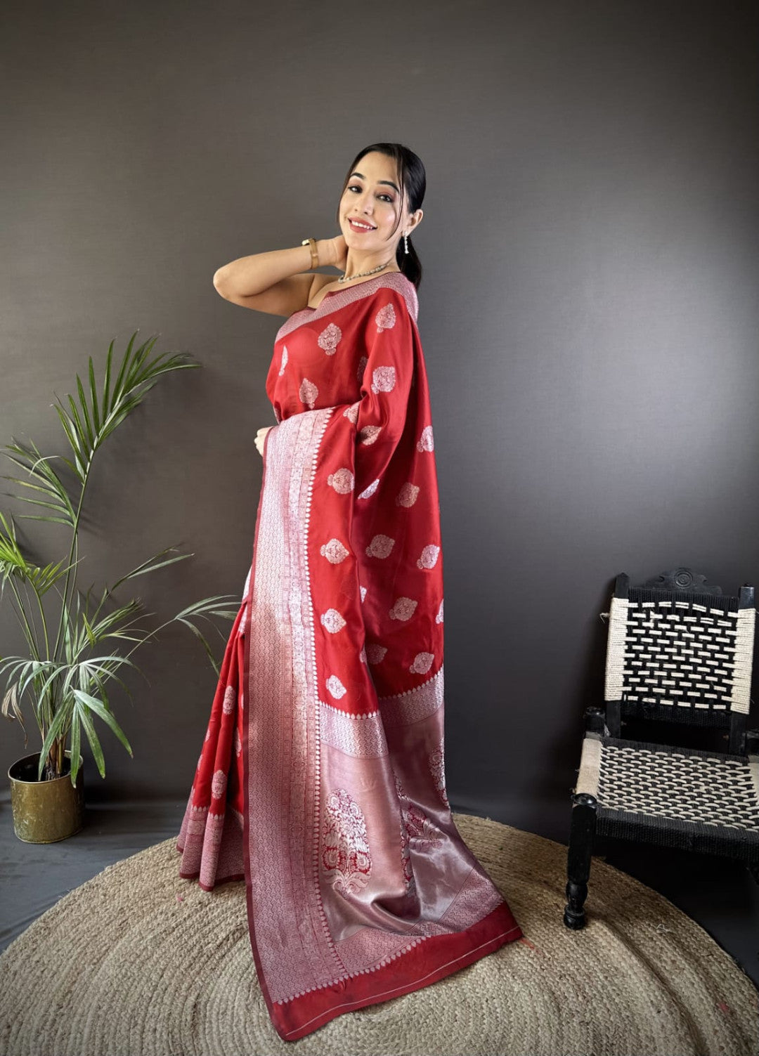 Traditional Banarasi Silk Saree With Zari Weaving Work