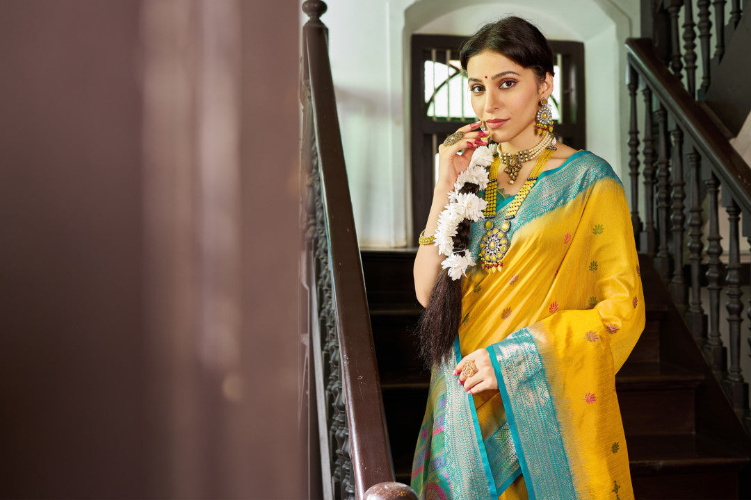 Handloom Raw Silk Saree With Zari Weaving Work