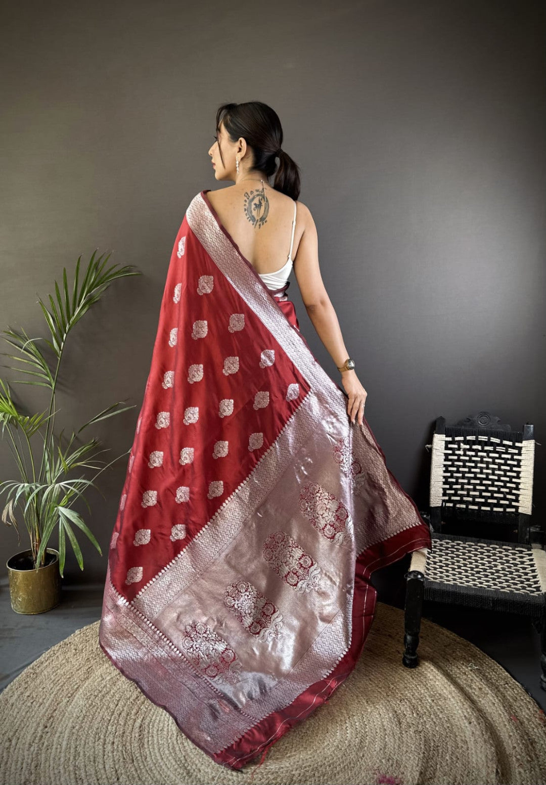 Traditional Banarasi Silk Saree With Zari Weaving Work