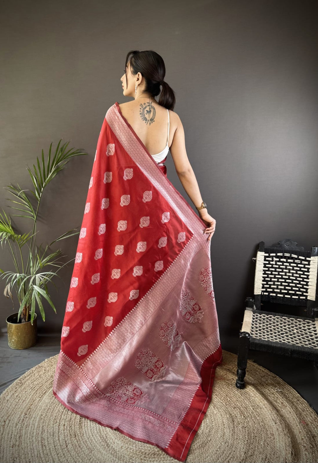 Traditional Banarasi Silk Saree With Zari Weaving Work
