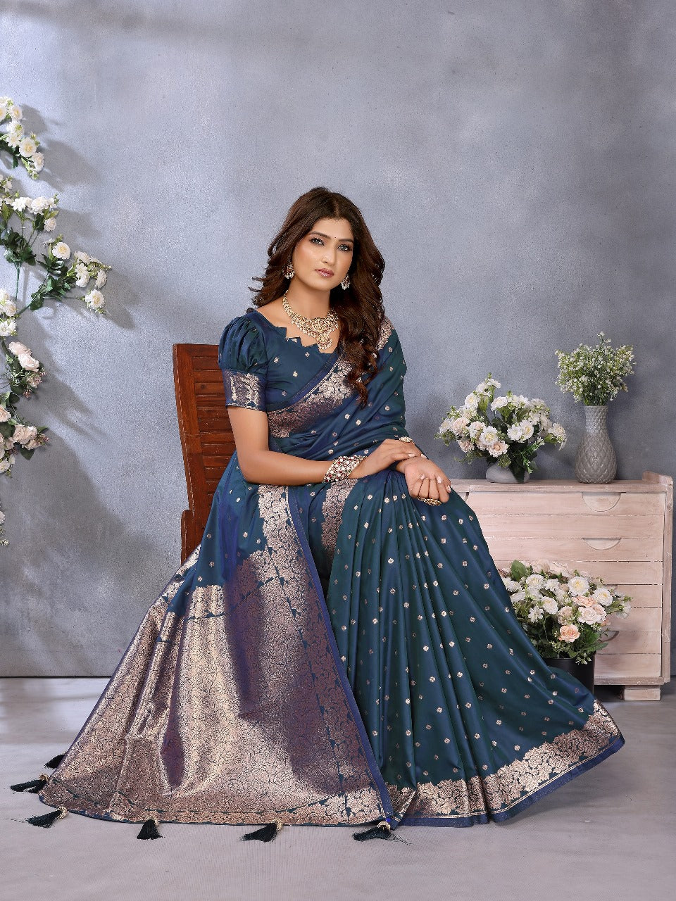 Firoji Traditional Banarasi Silk Saree With Zari Weaving Work