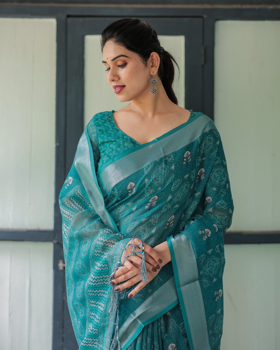 Rama Green Soft Linen Cotton Saree With Digital Printed Work