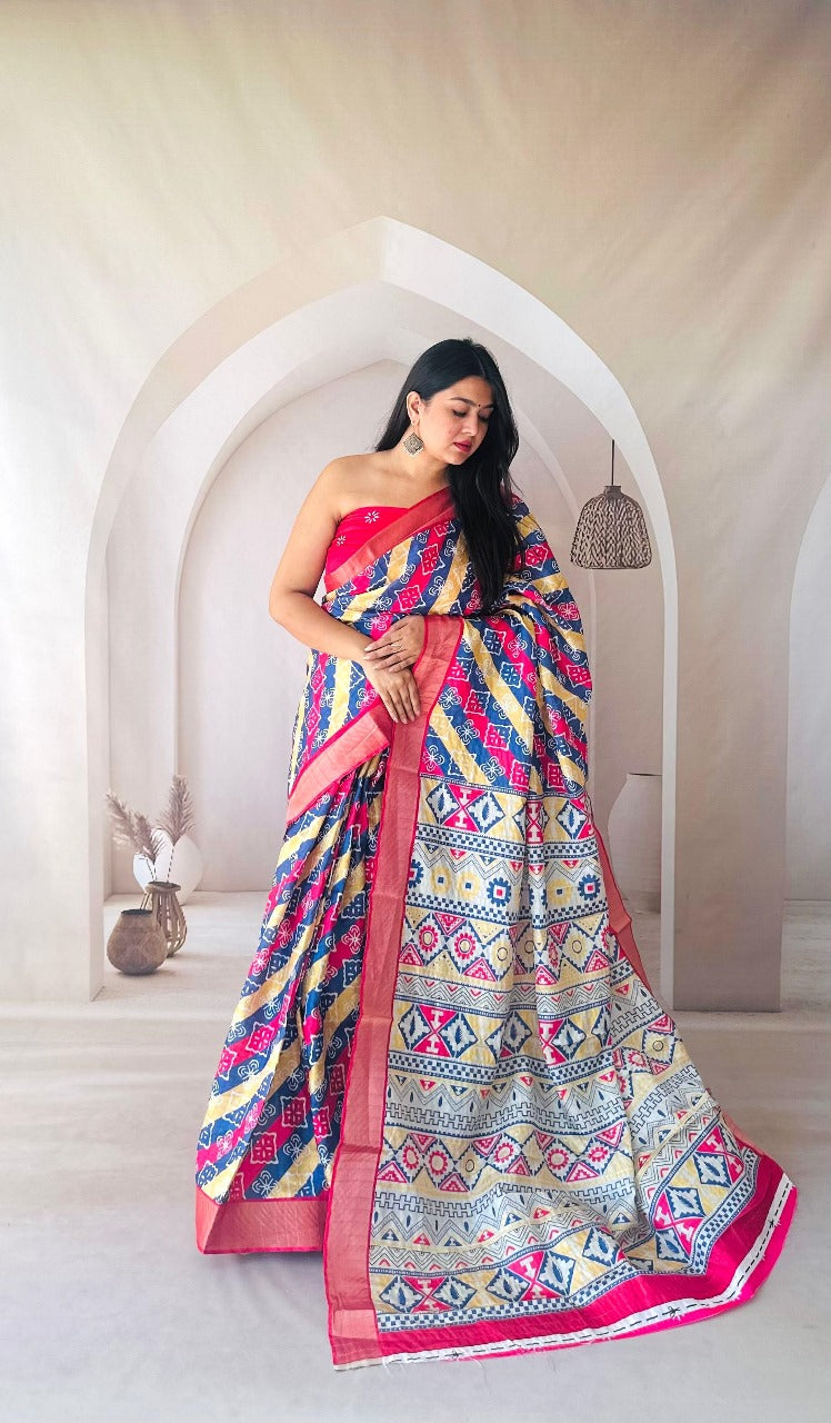 Flowy Dola Silk Saree With Digital Printed Work