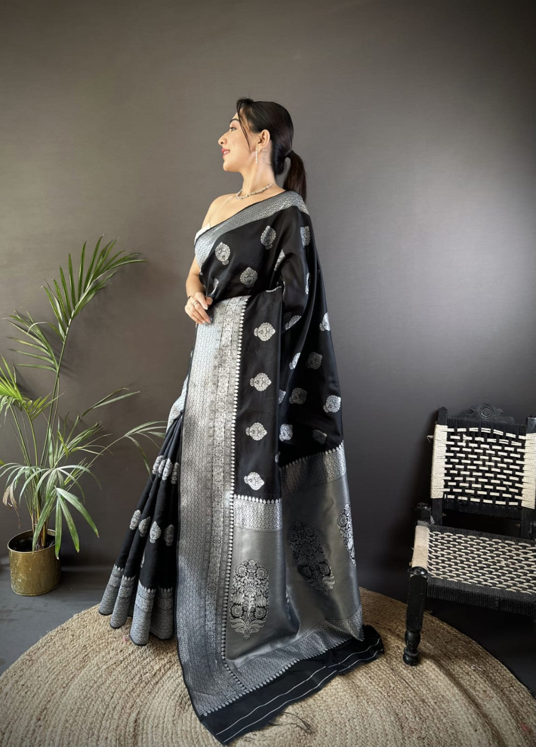 Traditional Banarasi Silk Saree With Zari Weaving Work