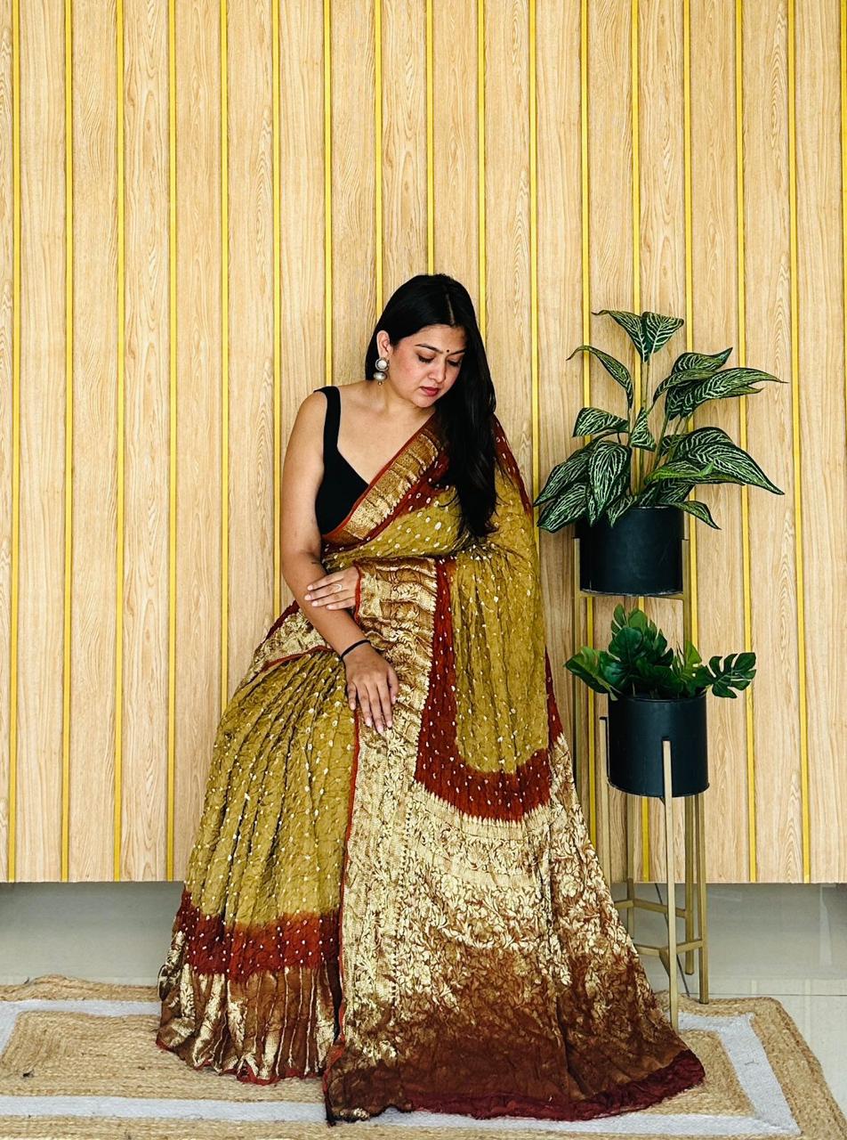 Kanjivaram Bandhani Saree With Hand Daing