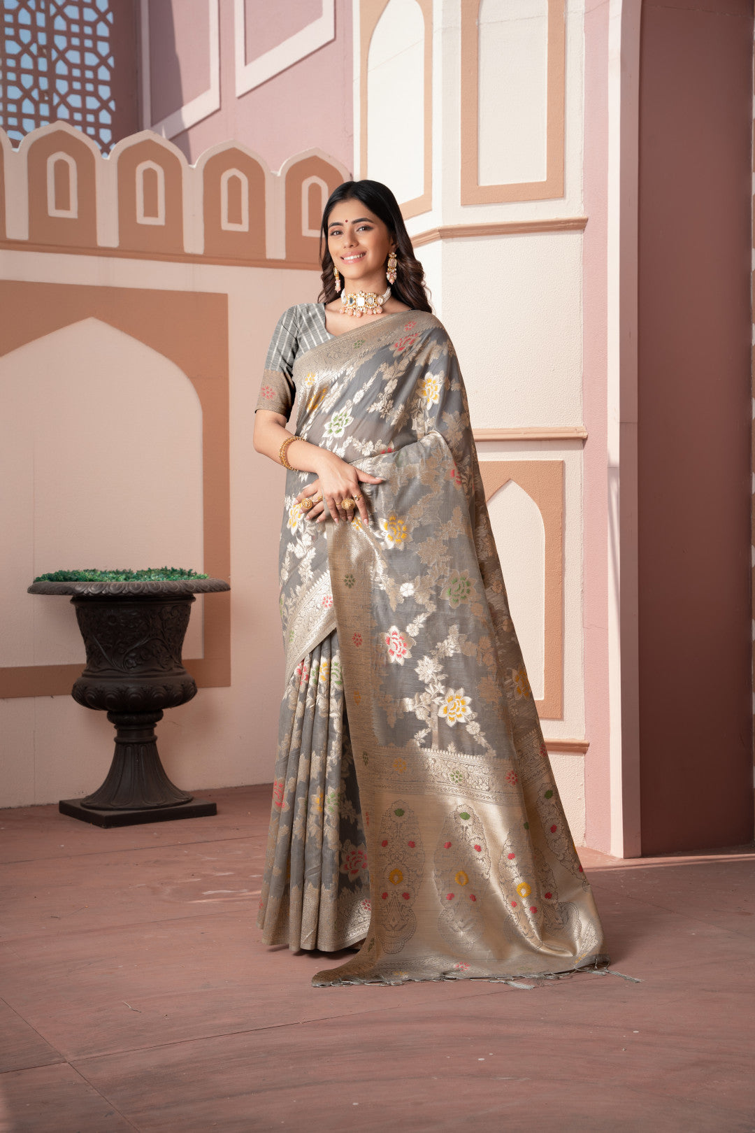 Gray Banarasi Cotton Silk Saree With Zari Woven Work