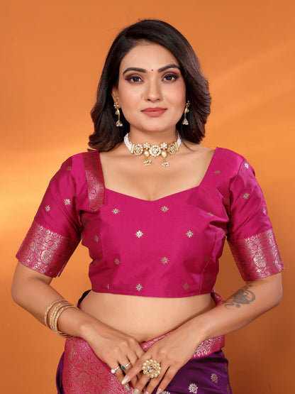 Magenta Traditional Banarasi Silk Saree With Zari Weaving Work