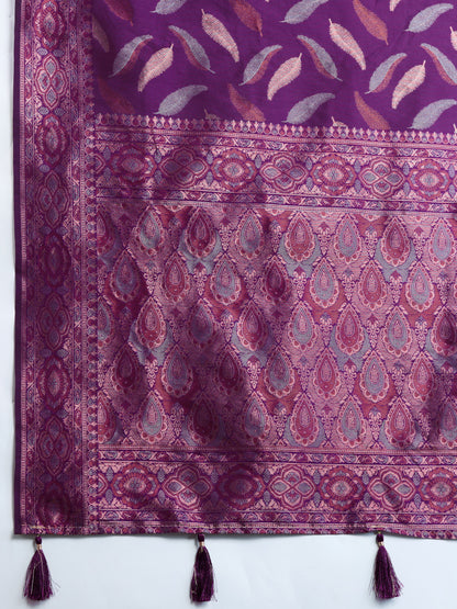 Magenta Traditional Banarasi Silk Saree With Zari Weaving Work