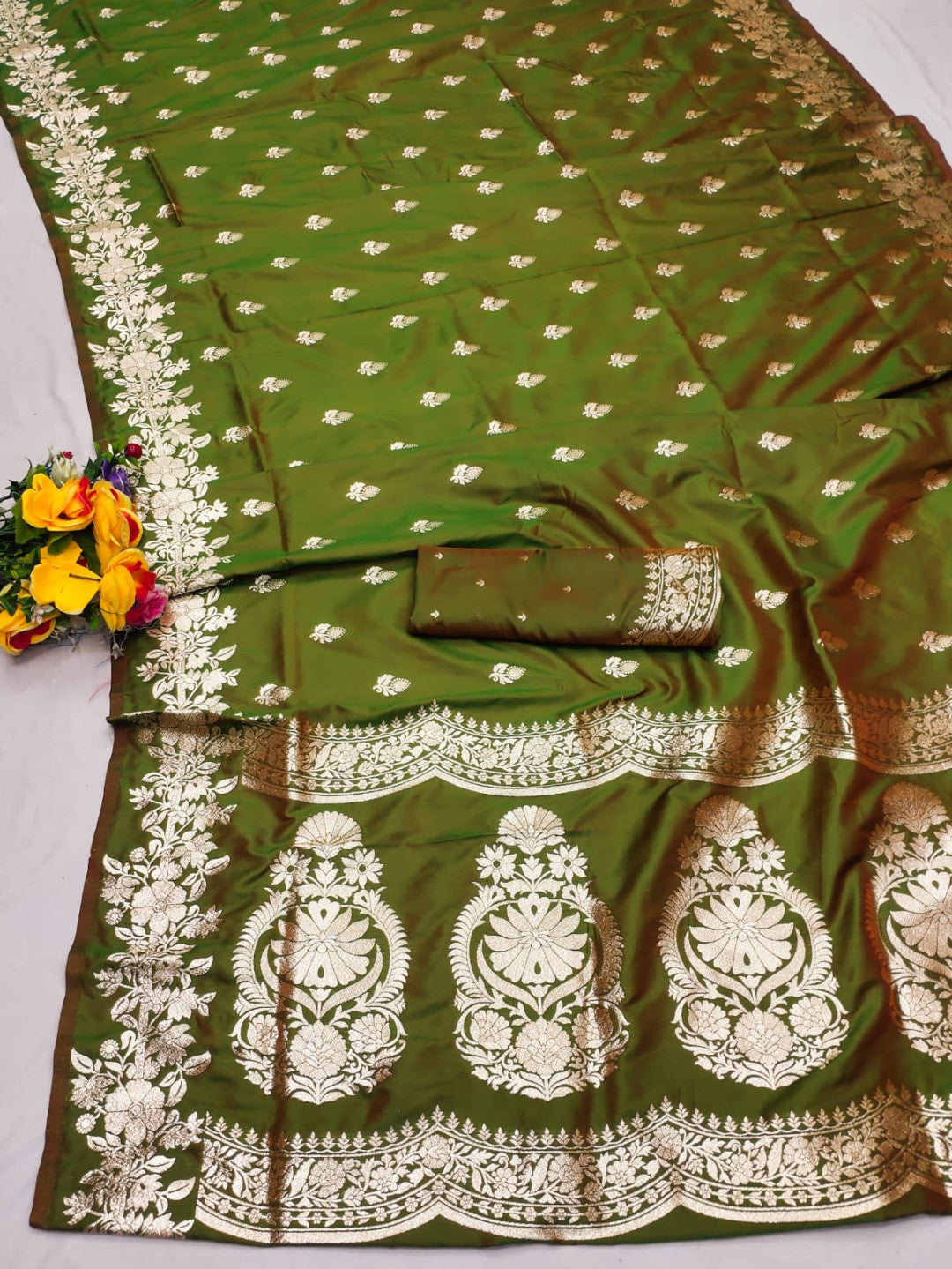 Mahendi Green Soft Banarasi Silk Saree With Zari Weaving Work