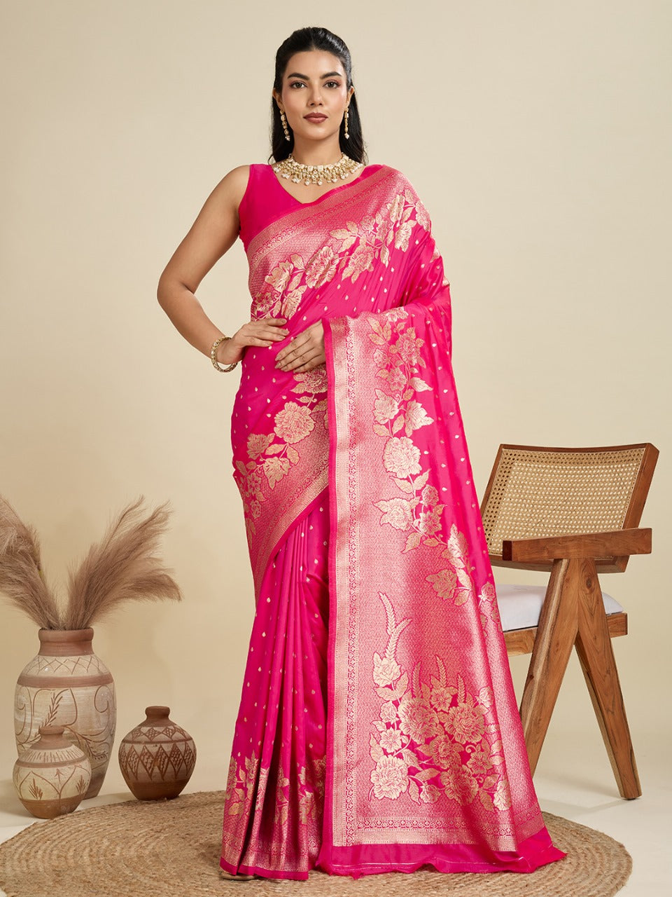 Pink Kanjivaram Silk Saree With Zari Weaving Border & Designer Rich Pallu