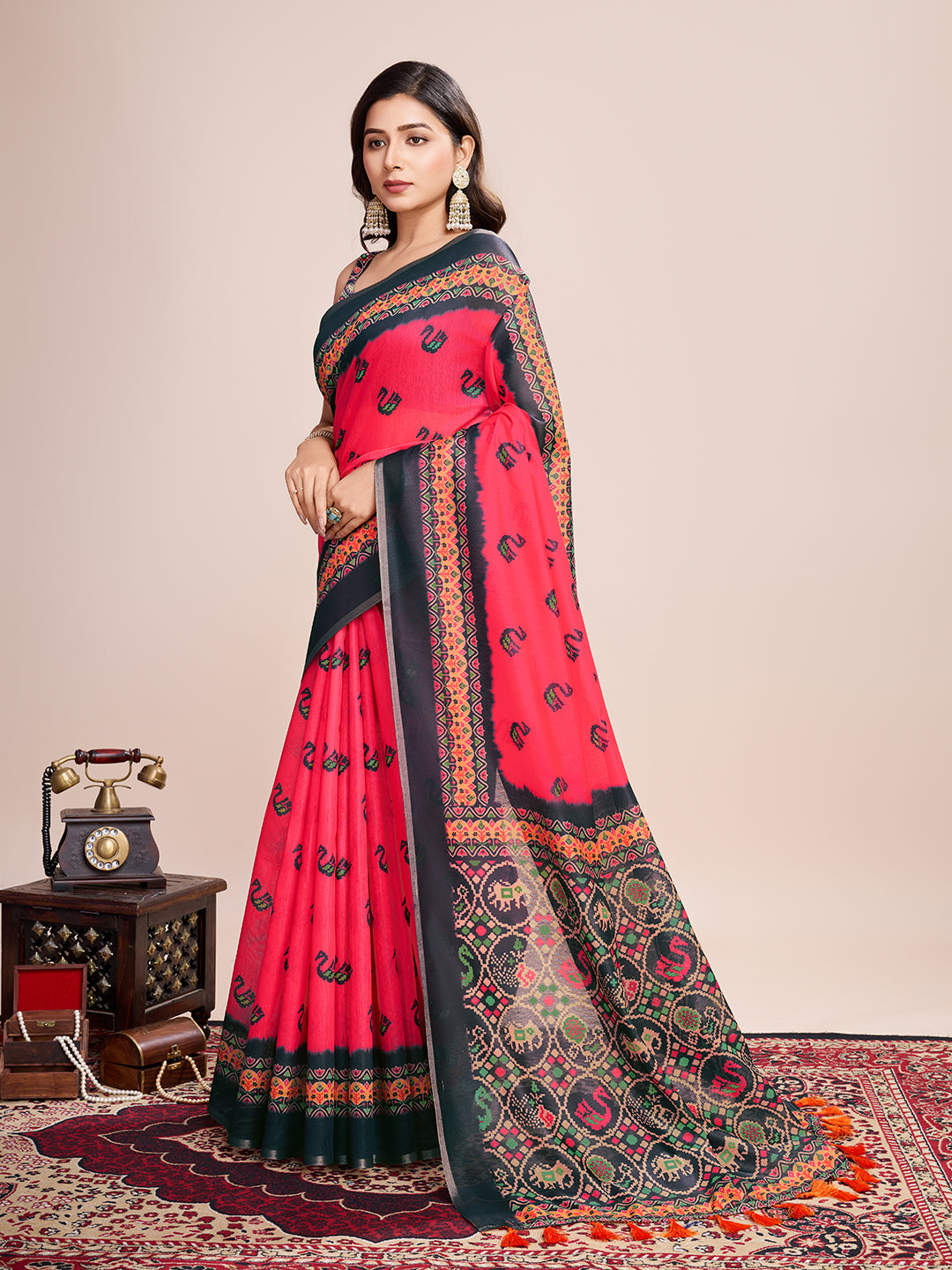 Pink Soft Linen Cotton Saree With Digital Printed Work