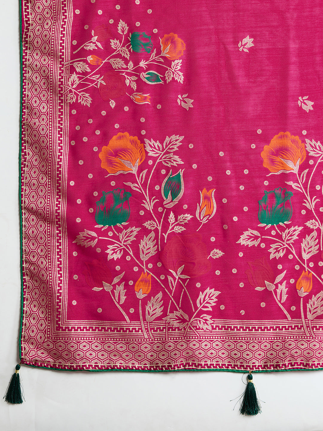 Pink Cotton Saree With Table Printed And Foil Work With Pipeing Border