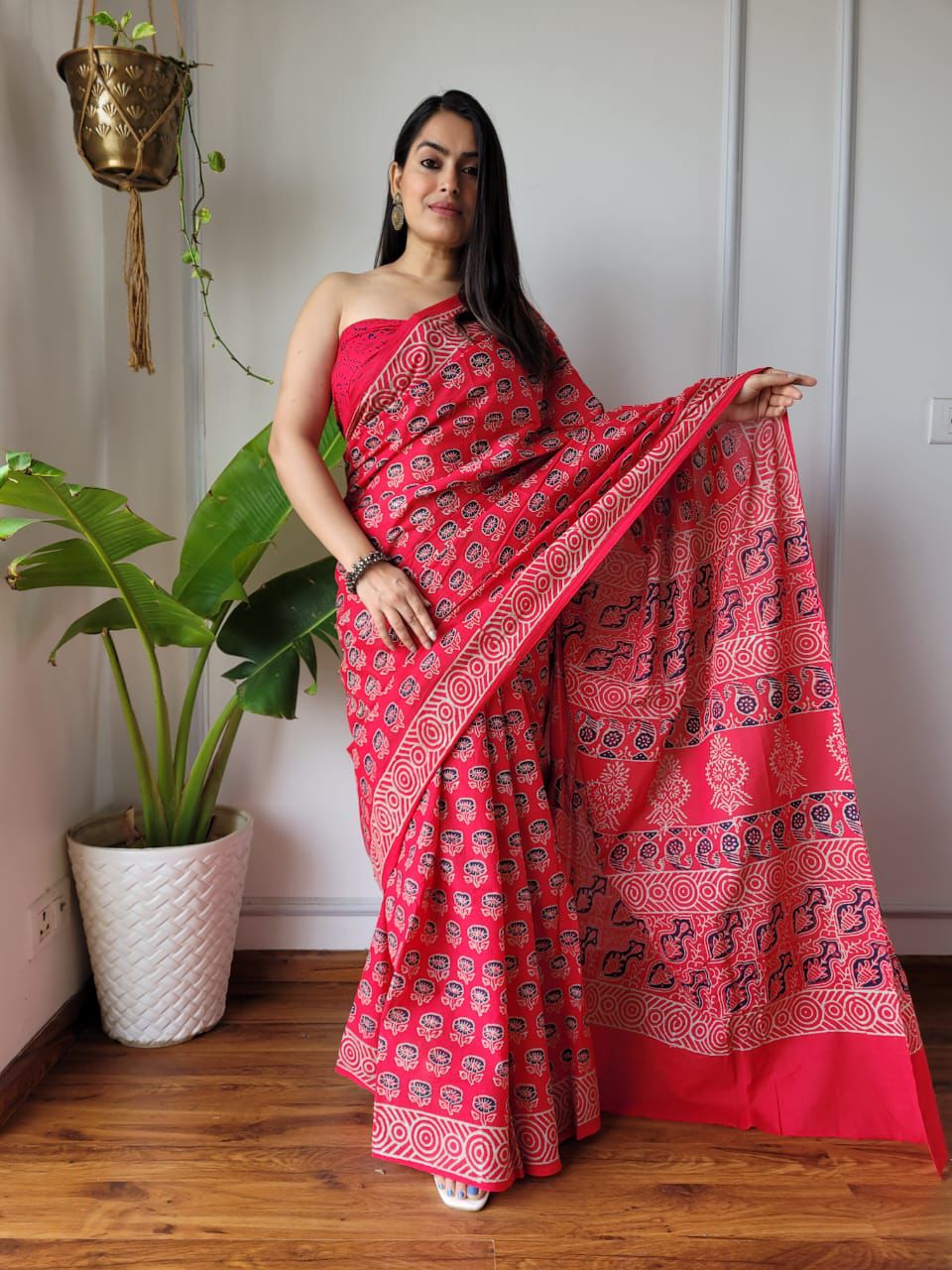 Pink Soft Linen Cotton Saree With Digital Printed Work