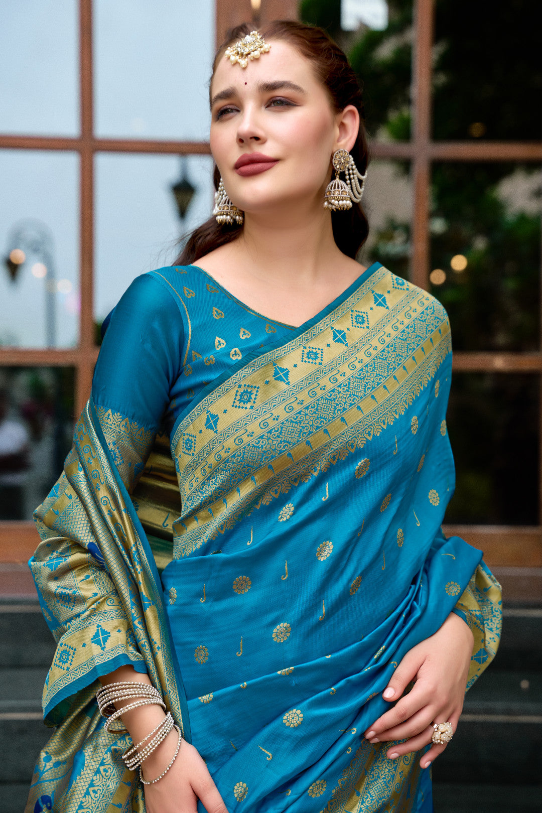Traditional Firoji Paithani Silk Saree With Zari Weaving Work