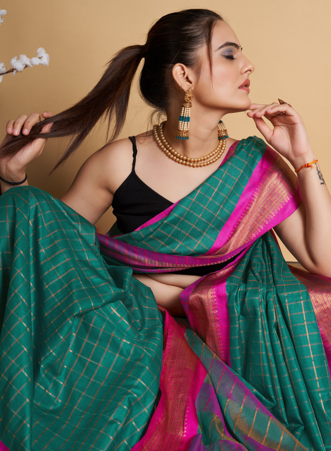 Soft Cotton Saree With Zari Weaving Work