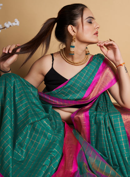 Soft Cotton Saree With Zari Weaving Work