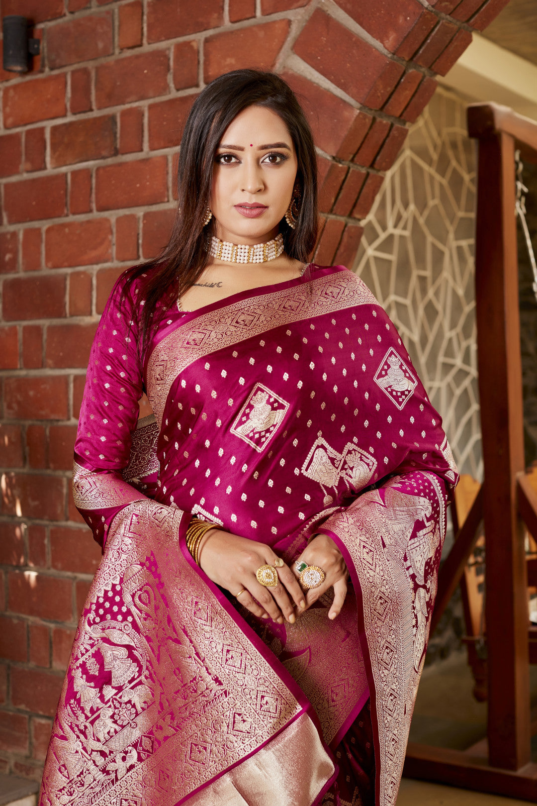 Wine Kanjivaram Satin Silk Saree With Zari Weaving Butta & Rich Designer Pallu