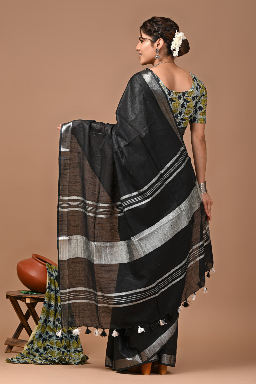 Black Colour Pure Plain Linen Cotton Saree With Ajrakh Blockprinted Cotton Blouse