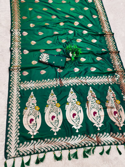 Rama Green Traditional Banarasi Silk Saree With Zari Weaving Work