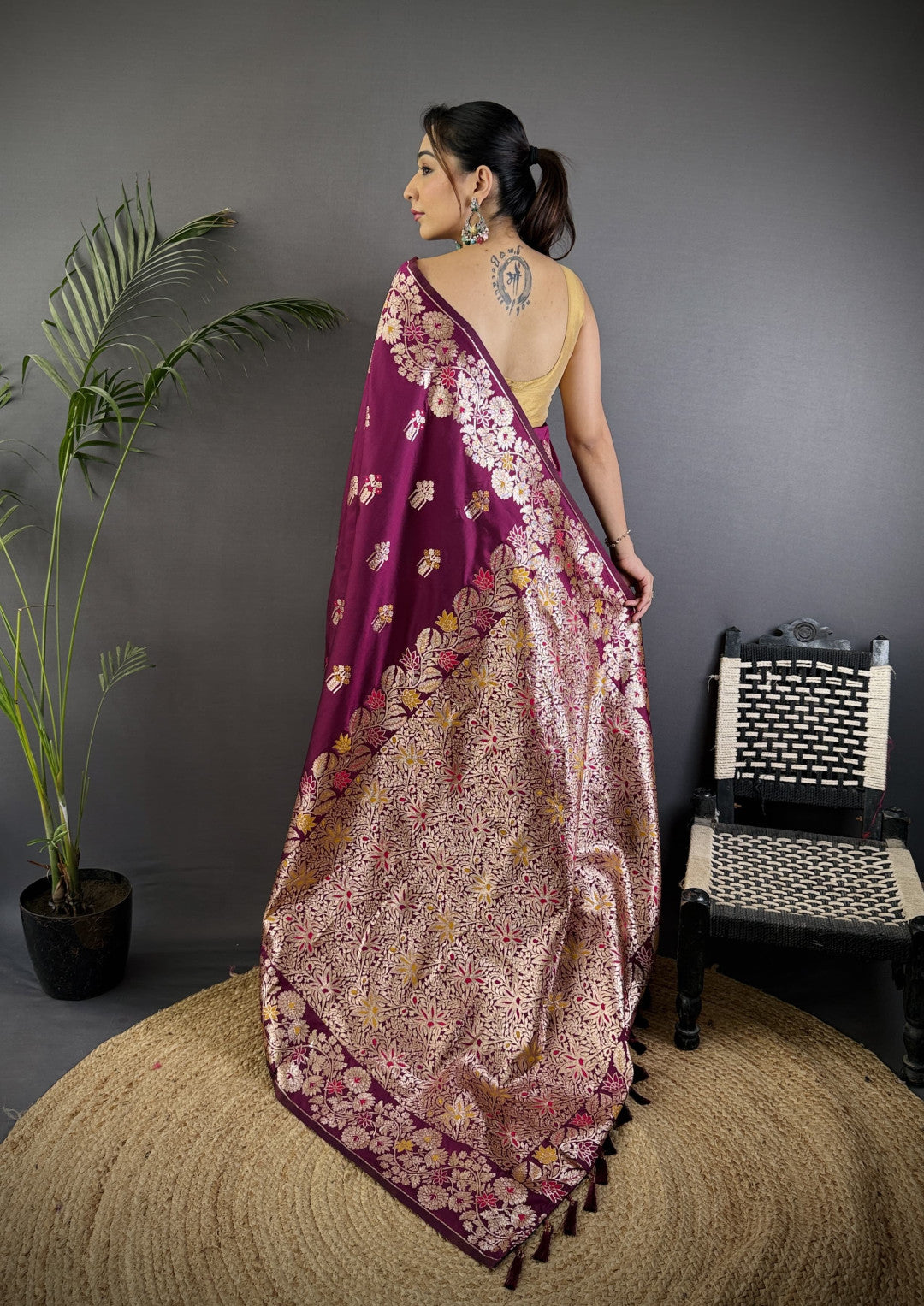 Magenta Premium Banarasi Silk Saree With Meenakari Zari Weaving Work