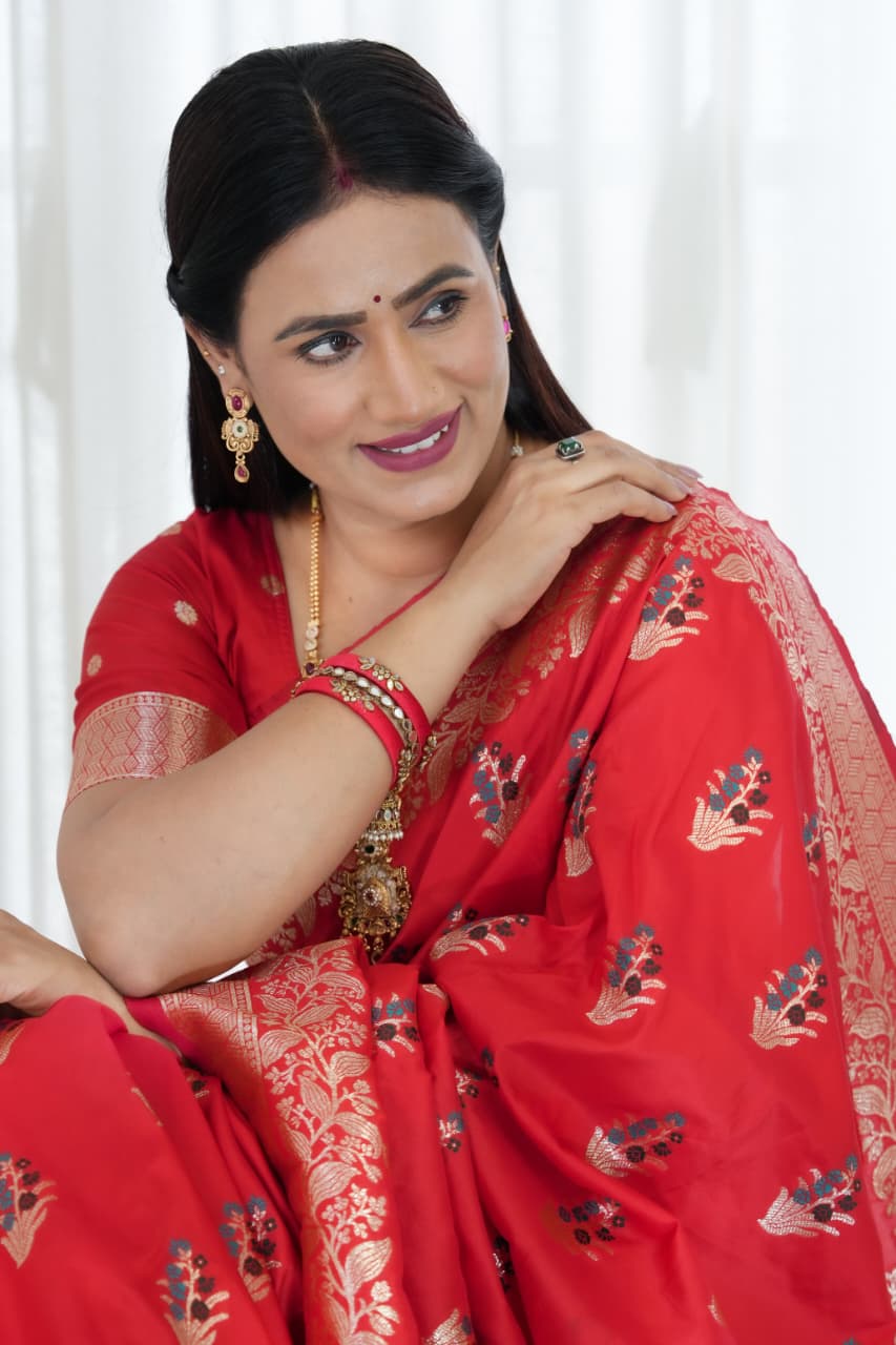 Red Pure Soft Banarasi Saree With Meenakari Weaving Work