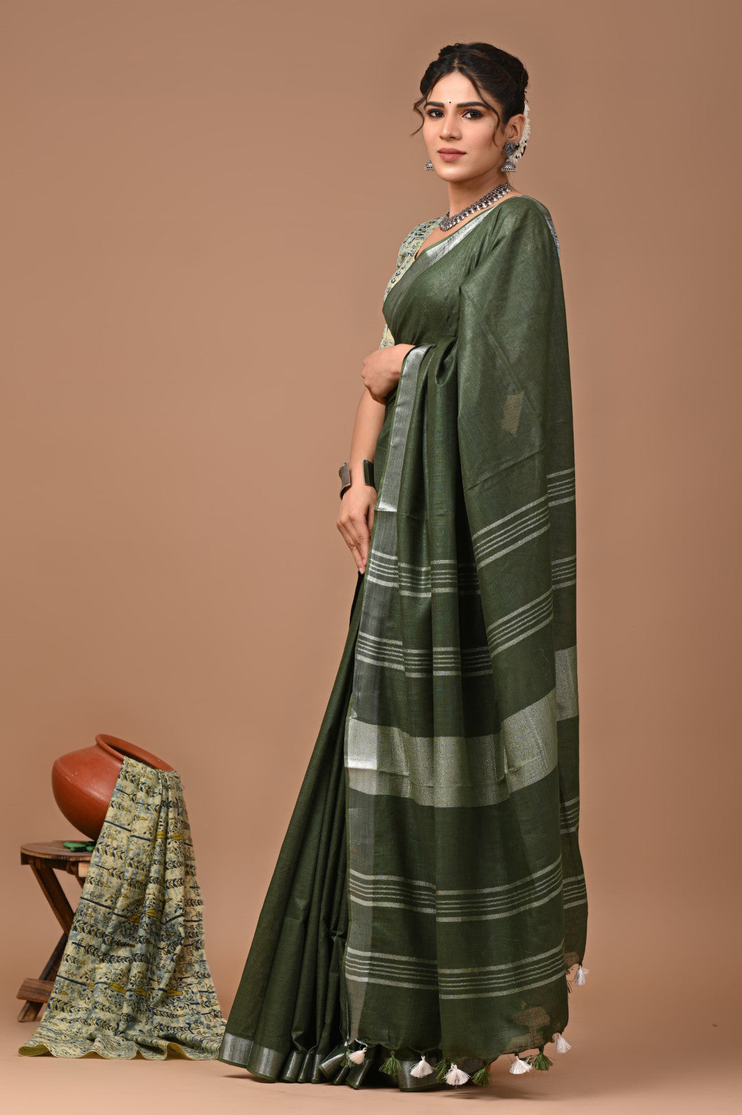 Mahendi Green Colour Pure Plain Linen Cotton Saree With Ajrakh Blockprinted Cotton Blouse