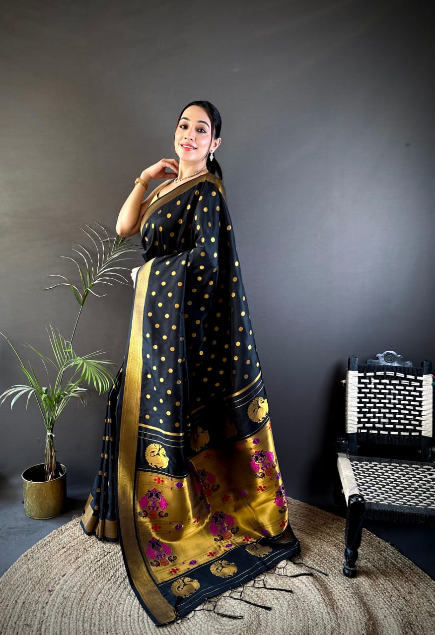 Black Traditional Paithani Silk Saree With Zari Weaving Work