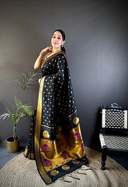 Black Traditional Paithani Silk Saree With Zari Weaving Work