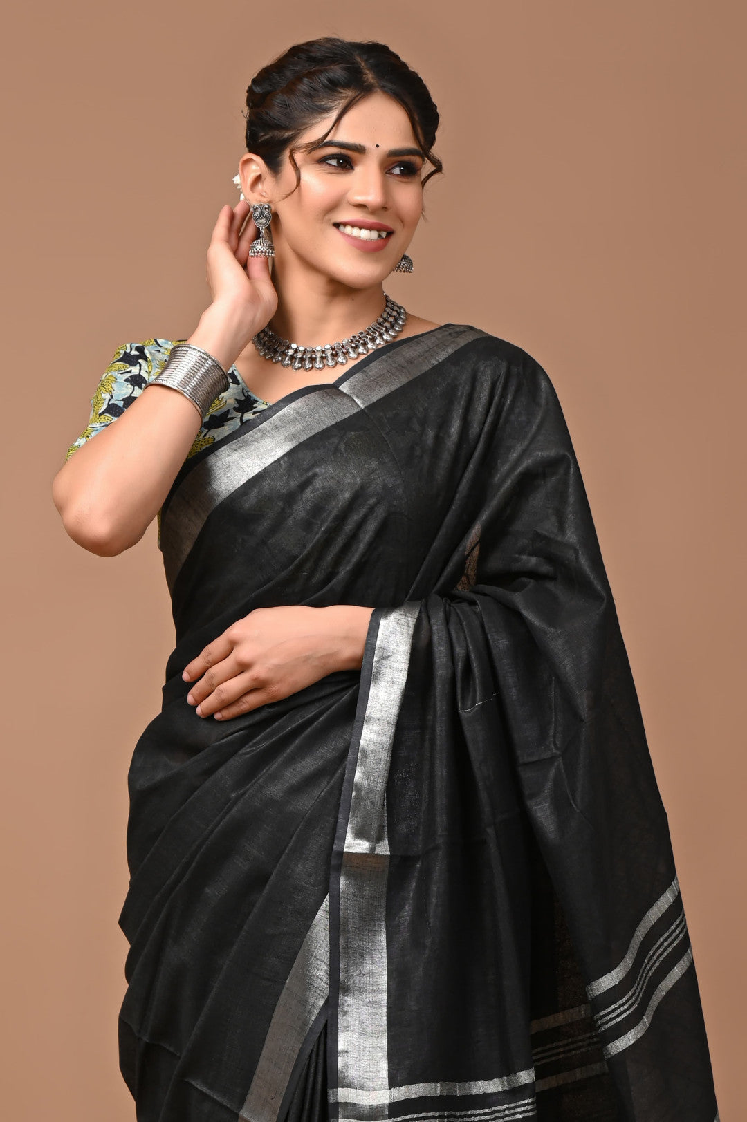 Black Colour Pure Plain Linen Cotton Saree With Ajrakh Blockprinted Cotton Blouse