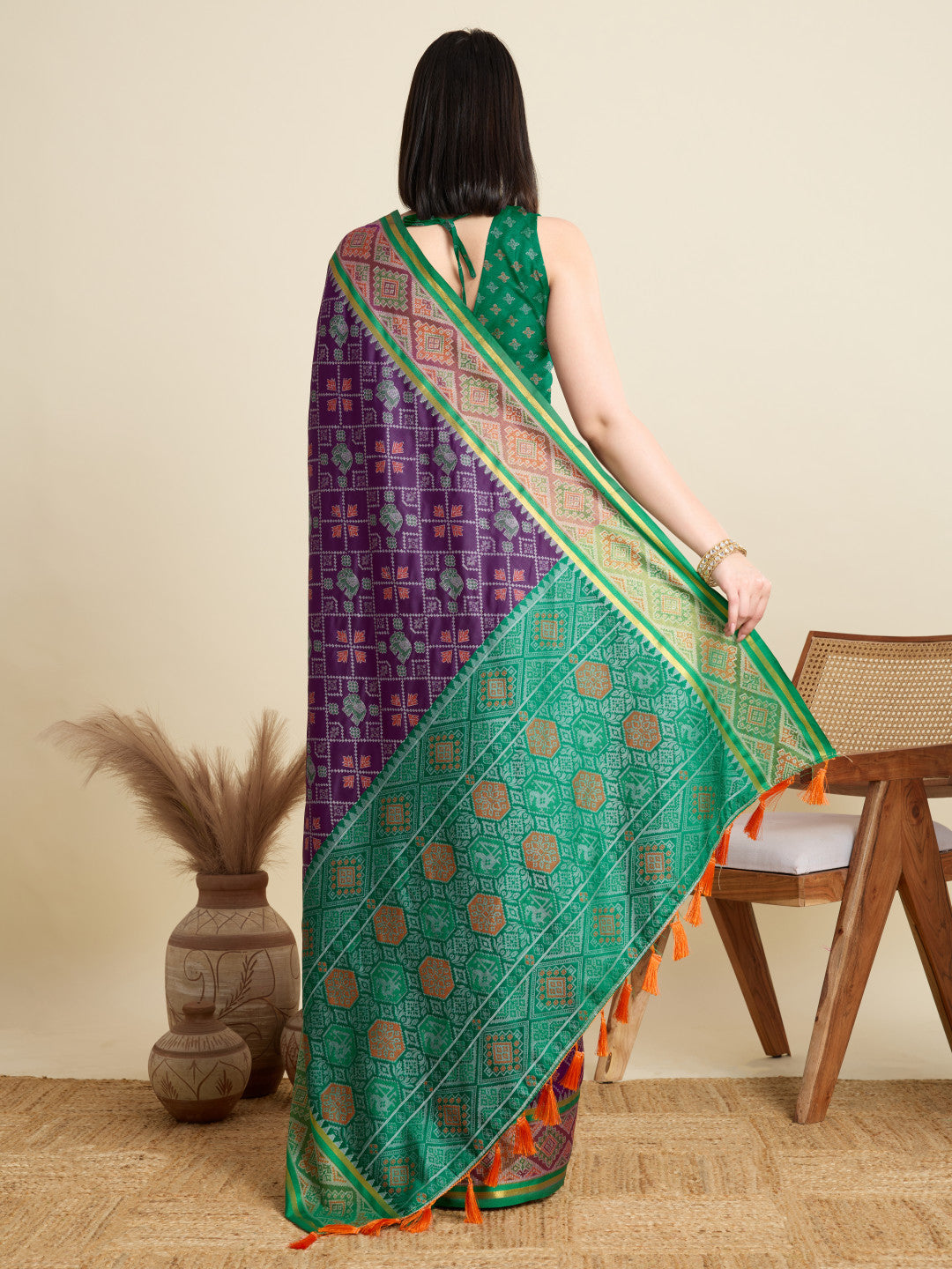 Magenta Traditional Patola Silk Saree With Weaving Work